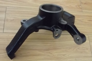 MITSUBISHI L200 STEERING KNUCKLE